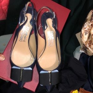 🎉FLASH SSLE🎉💯 %authentic ferragamo shoes